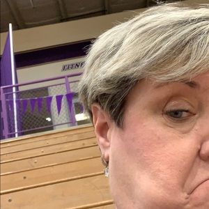 Meet your Posher, Leanne